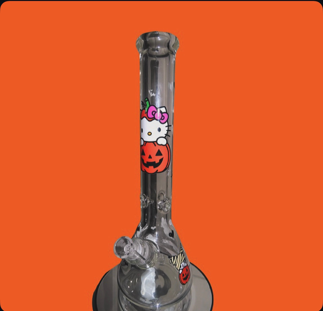 Sanrio Spooky Bong 🧡