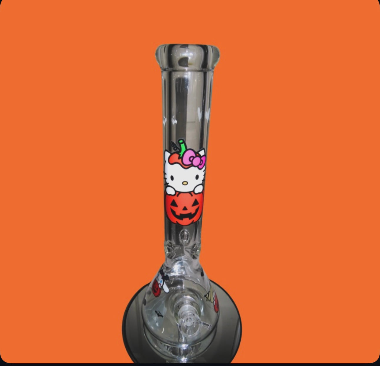 Sanrio Spooky Bong 🧡
