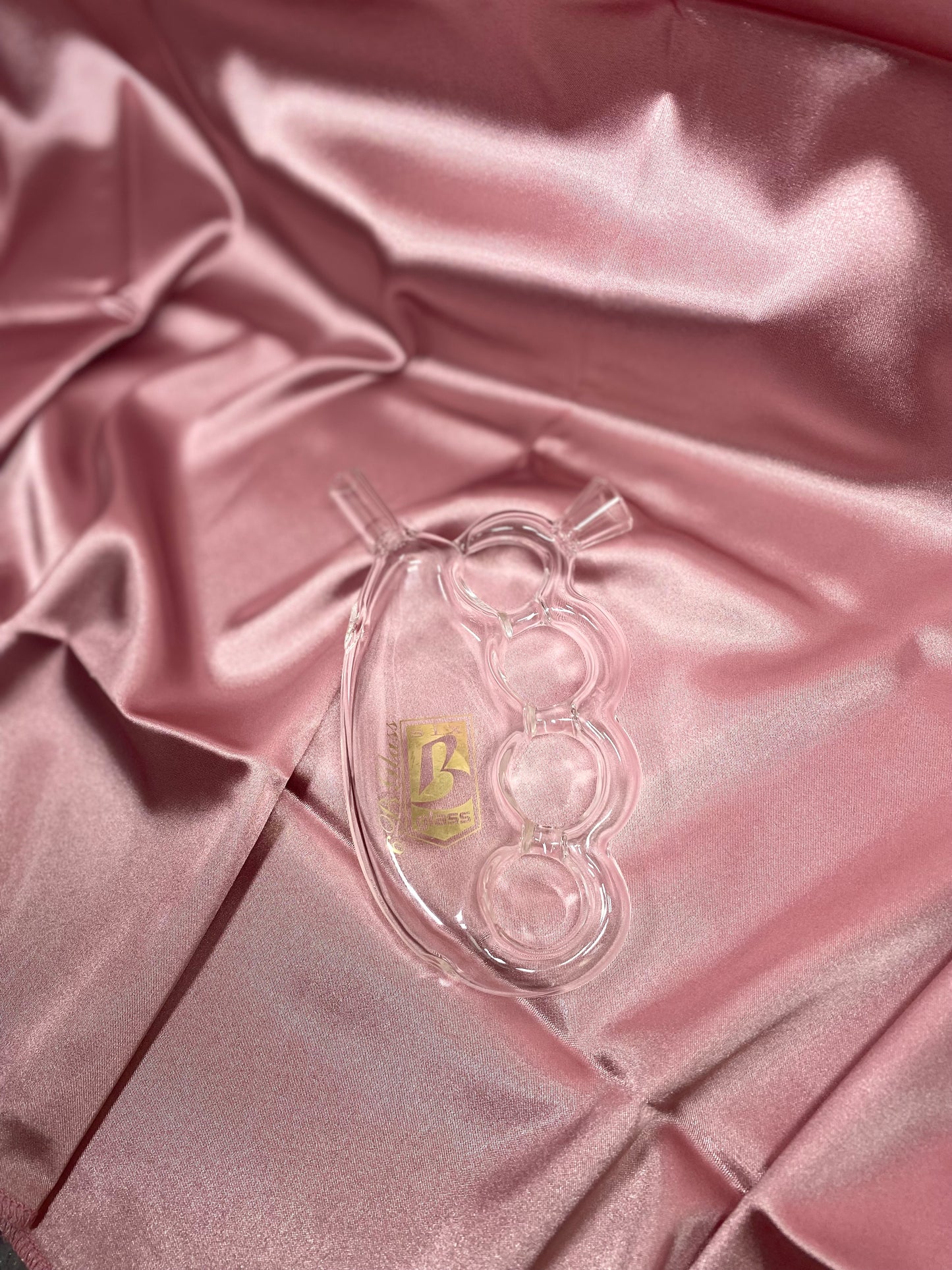 Knuckle Glass Bubbler