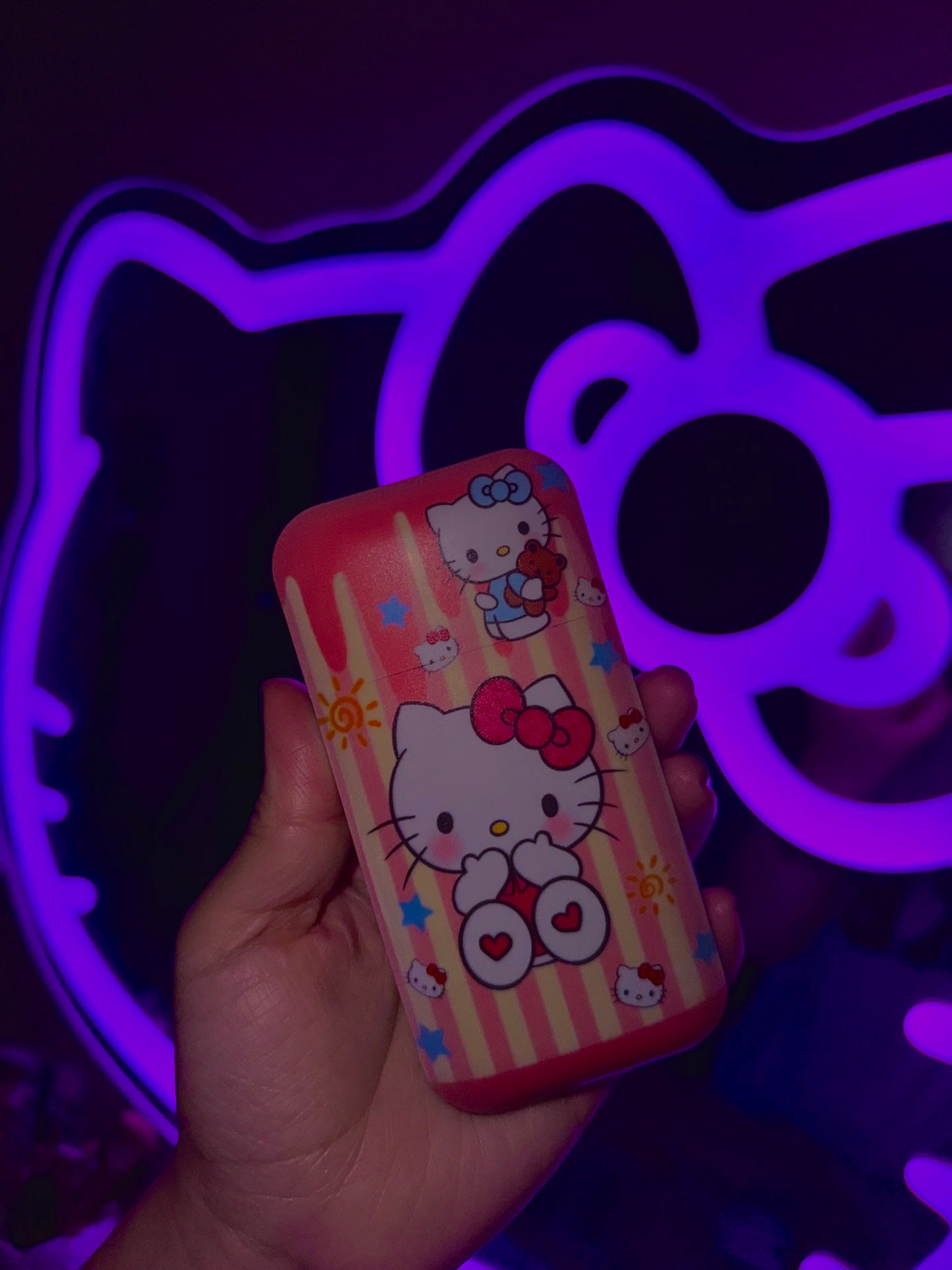 Hello kitty stash box & lighter